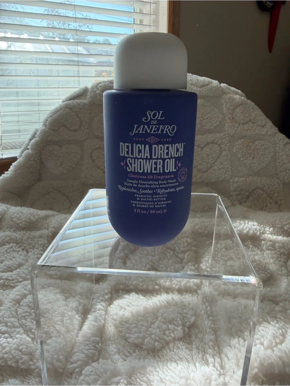 Sol de Janeiro Delicia Drench Shower Oil – Deep Purple Bottle